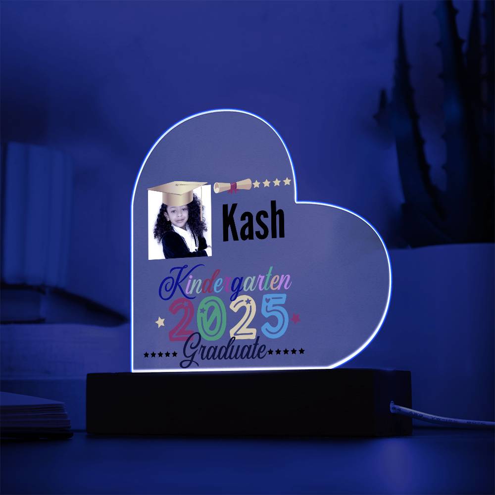 Personalized 2025 kindergarten graduate acrylic heart plaque. Kindergarten graduate gift, graduate gift