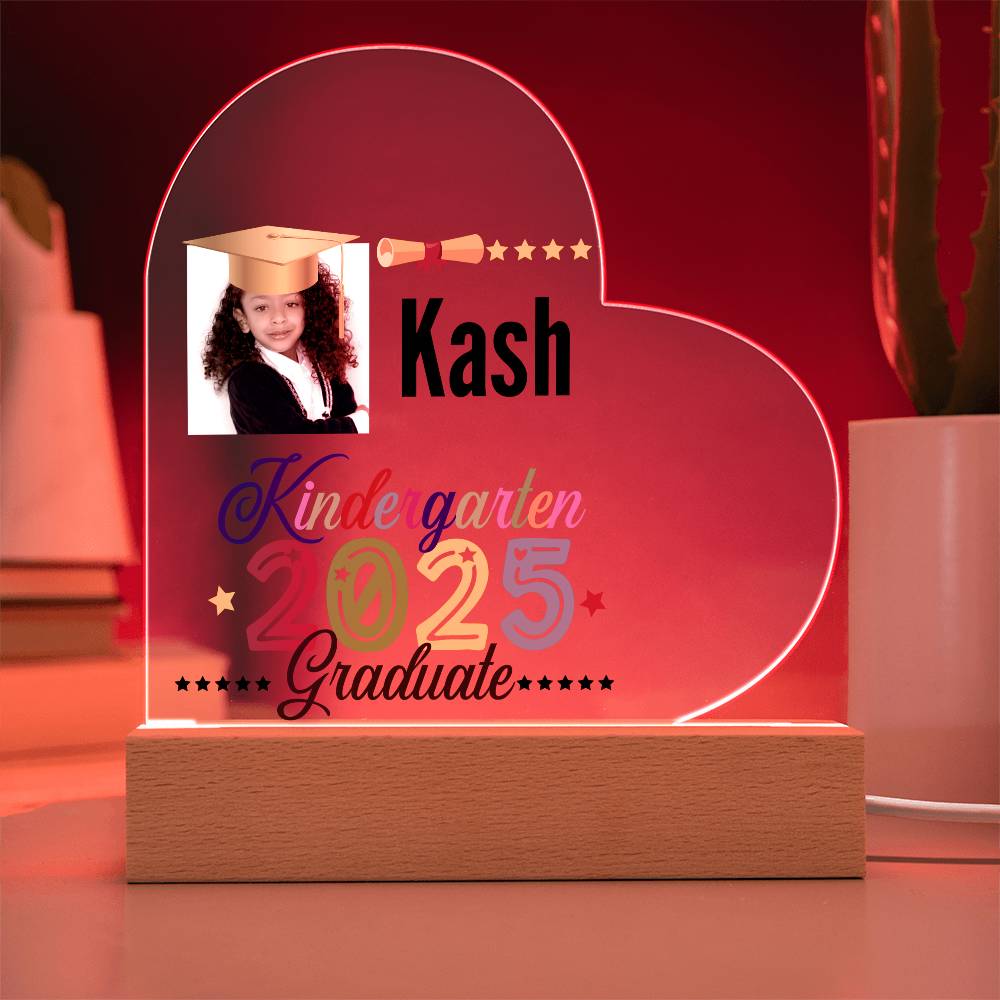 Personalized 2025 kindergarten graduate acrylic heart plaque. Kindergarten graduate gift, graduate gift